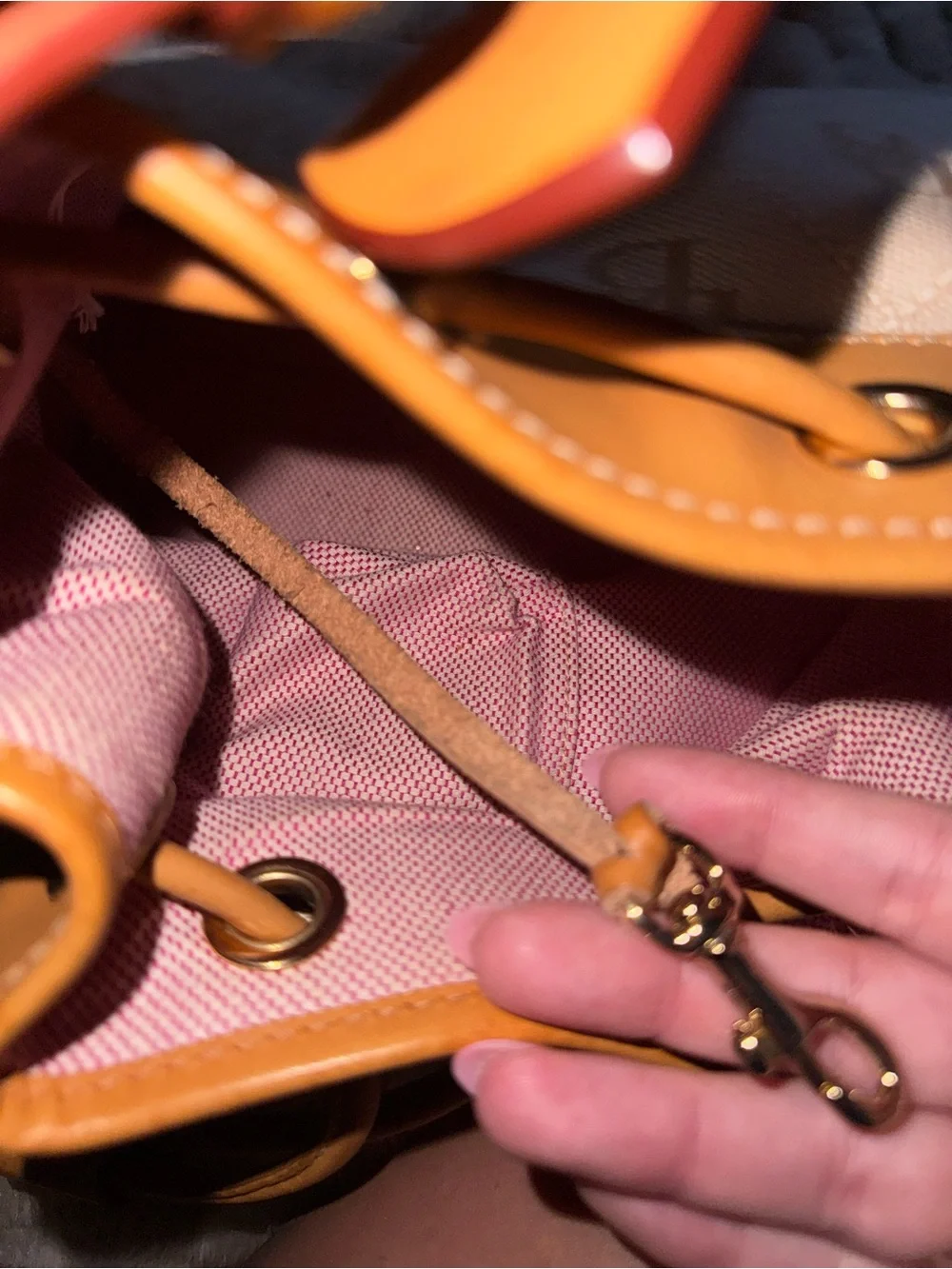 Dooney & Bourke Monogram Signature Drawstring Bucket Shoulder Bag Beige / Tan